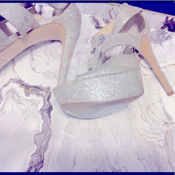 Michael Kors platforms - Picture 5 of 7